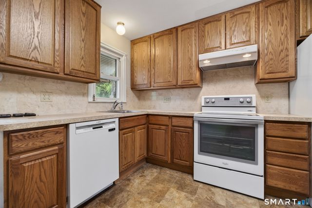 121 Cherry Hill Road, Middlefield, CT 06455