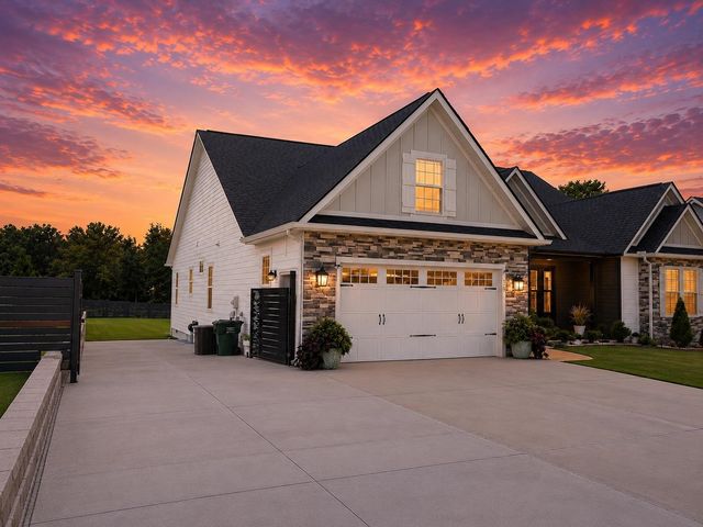115 Weatherly Road, Inman, SC 29349