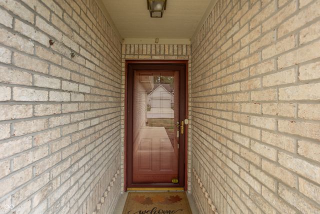 1746 Stonewall Circle, Greenfield, IN 46140