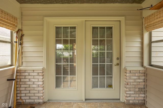 1746 Stonewall Circle, Greenfield, IN 46140