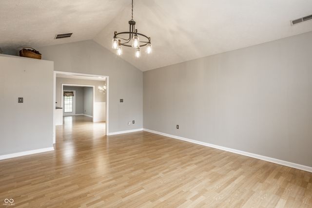 1746 Stonewall Circle, Greenfield, IN 46140
