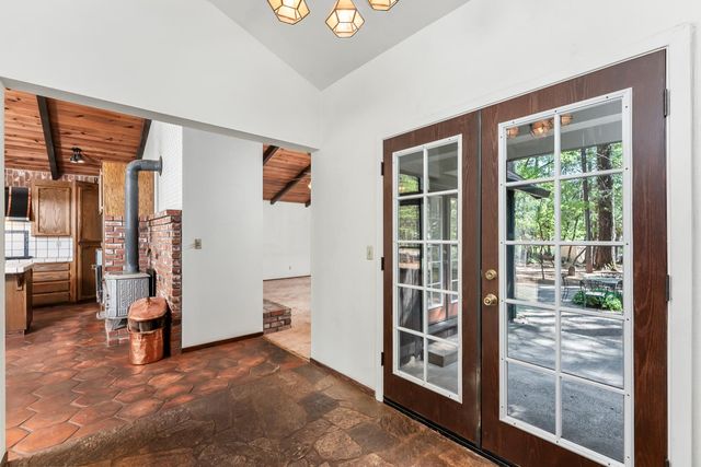 16907 Cache Lane, Brownsville, CA 95919