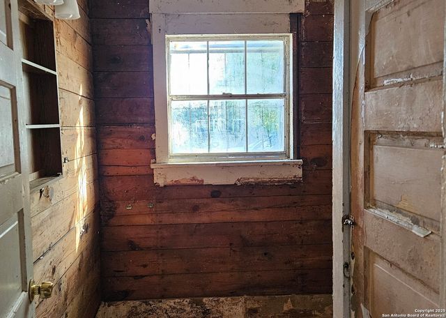 1717 Rogers, San Antonio, TX 78208