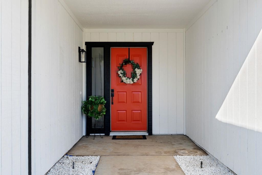 Image 1 of property listing at 9821 9821 Culp WAY, Sacramento, CA 95827