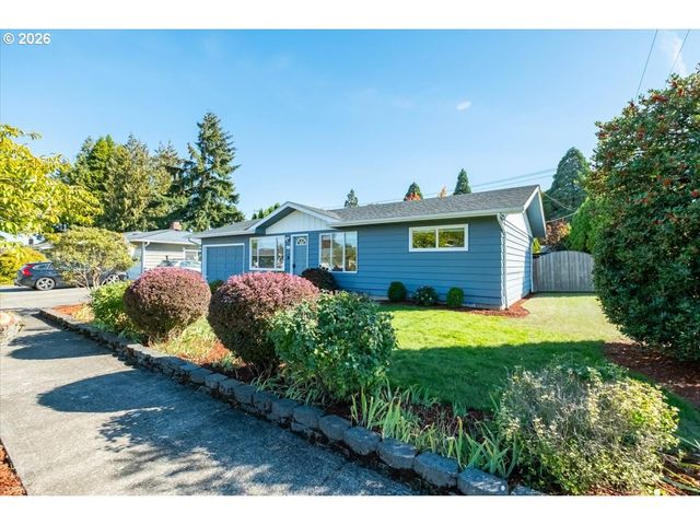 708 28TH Ave, Albany, OR 97322