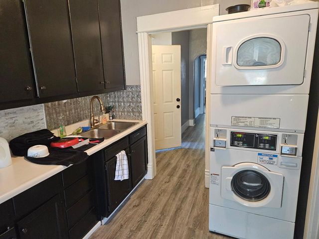 505 W Irving Avenue, Oshkosh, WI 54901