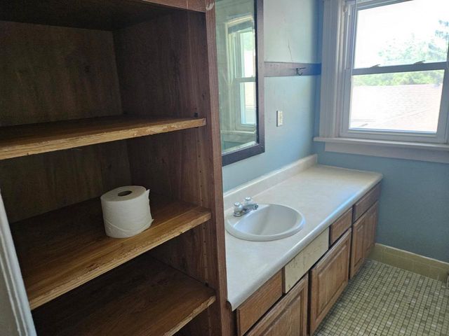 505 W Irving Avenue, Oshkosh, WI 54901