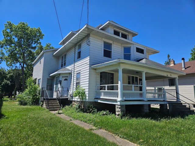 505 W Irving Avenue, Oshkosh, WI 54901