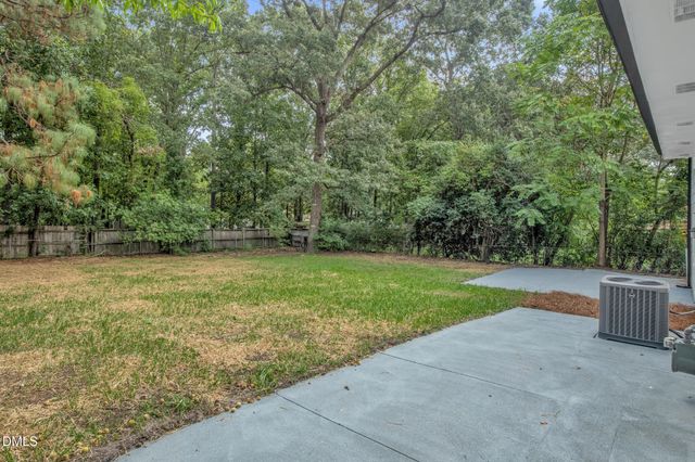 1515 Grandview Drive, Fayetteville, NC 28314