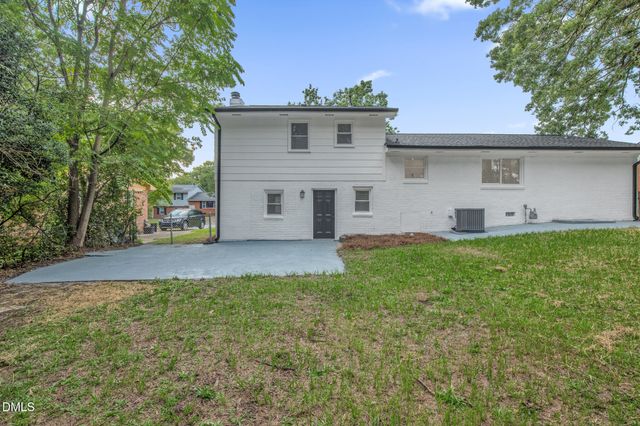 1515 Grandview Drive, Fayetteville, NC 28314