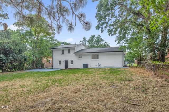 1515 Grandview Drive, Fayetteville, NC 28314