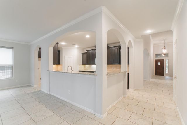 11 Sawbridge Circle, The Woodlands, TX 77389