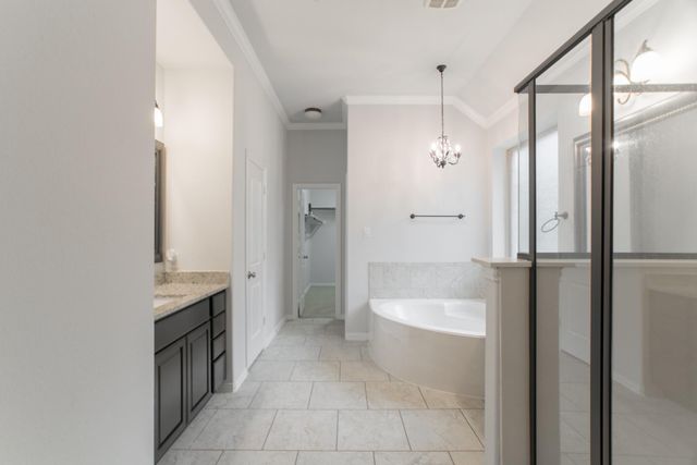 11 Sawbridge Circle, The Woodlands, TX 77389