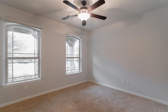 11 Sawbridge Circle, The Woodlands, TX 77389