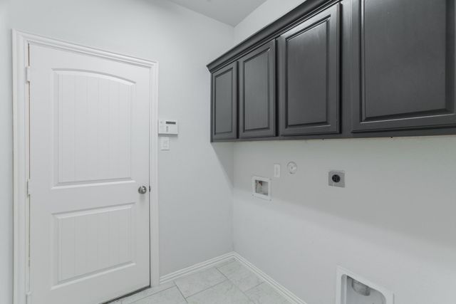 11 Sawbridge Circle, The Woodlands, TX 77389