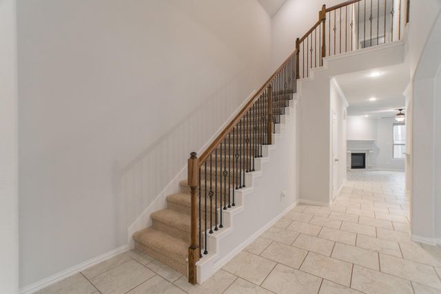 11 Sawbridge Circle, The Woodlands, TX 77389