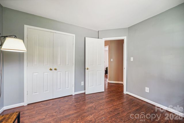 16007 Kirsten Nicole Road, Charlotte, NC 28278