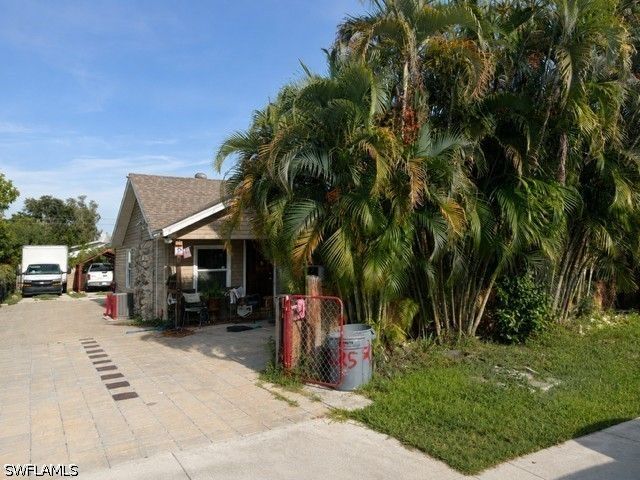 5625 7th AVE, Fort Myers, FL 33907