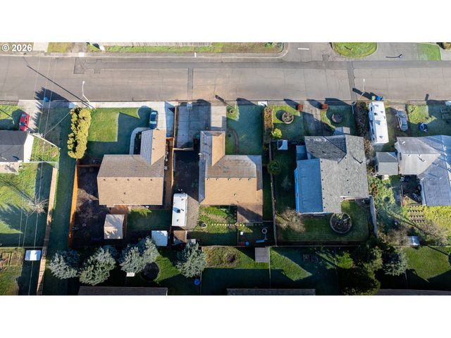 402 CLOVER St, Aumsville, OR 97325