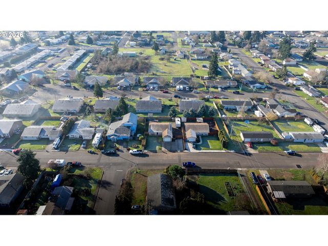 402 CLOVER St, Aumsville, OR 97325