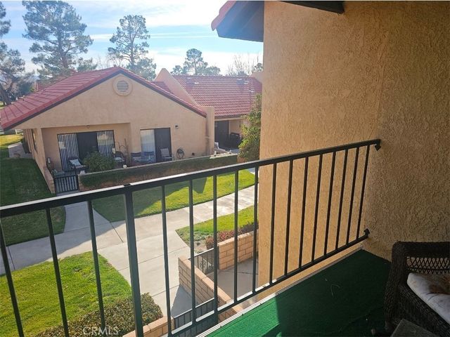 19045 Elm, Apple Valley, CA 92308