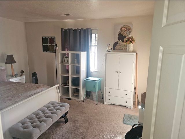 19045 Elm, Apple Valley, CA 92308