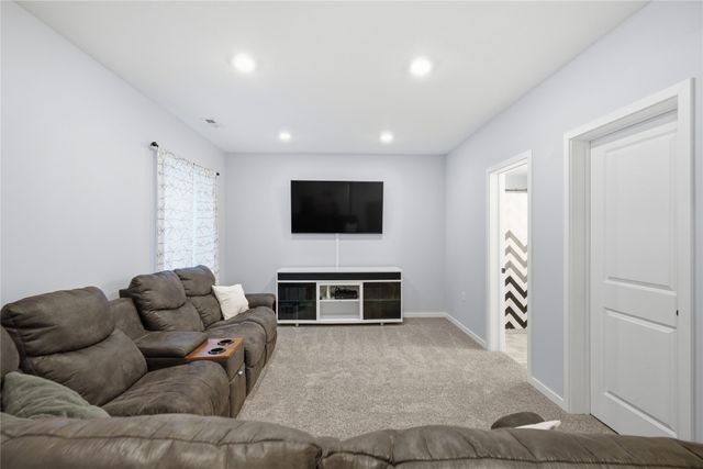 401 SE 15th Street, Grimes, IA 50111