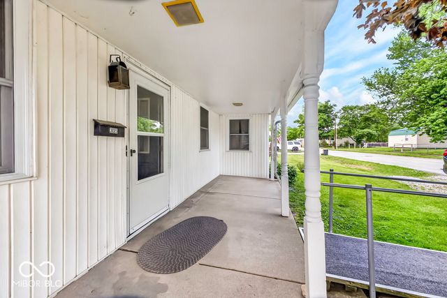 305 St Clair Street, Mooresville, IN 46158