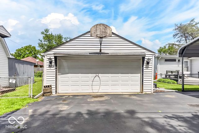 305 St Clair Street, Mooresville, IN 46158