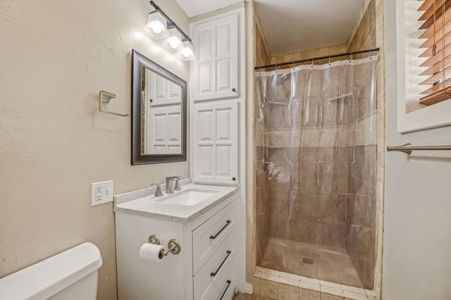 1105 Indian Creek Drive, Comanche, TX 76442