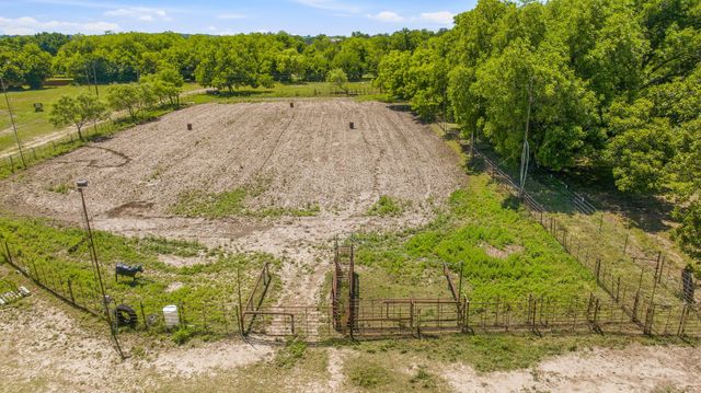 1105 Indian Creek Drive, Comanche, TX 76442