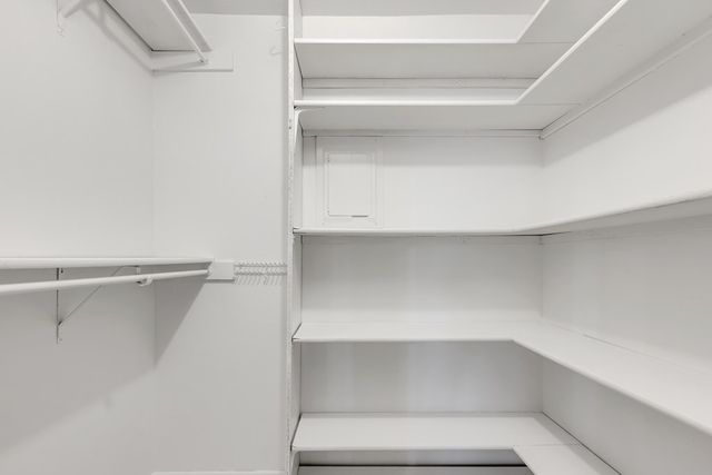 16986 N Sunflower Ave, Gardendale, TX 79758