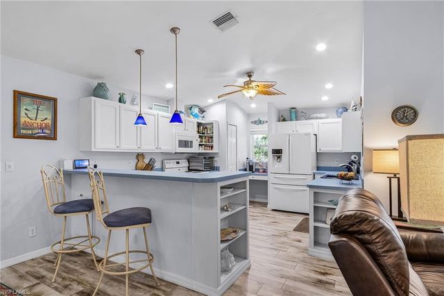 3778 Pinetree DR, St. James City, FL 33956