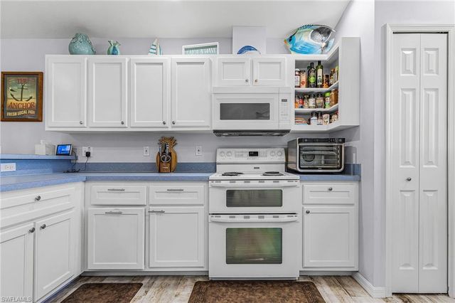 3778 Pinetree DR, St. James City, FL 33956