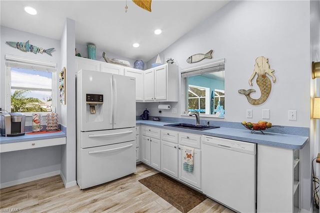 3778 Pinetree DR, St. James City, FL 33956