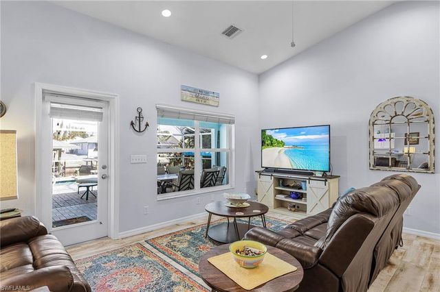 3778 Pinetree DR, St. James City, FL 33956