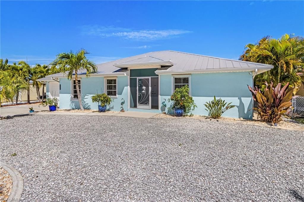 3778 Pinetree DR, ST. JAMES CITY, FL 33956 — photo 4