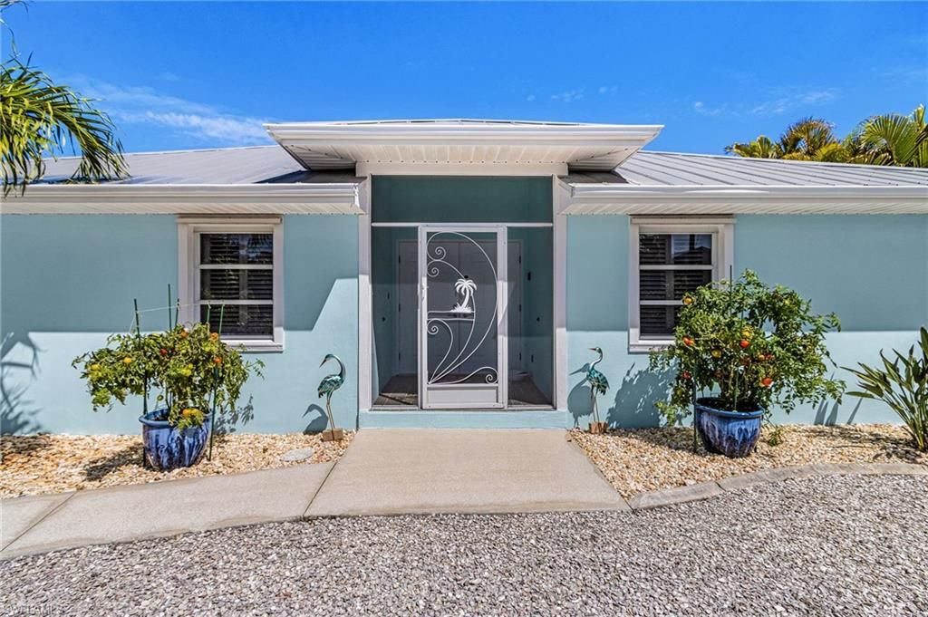 3778 Pinetree DR, ST. JAMES CITY, FL 33956 — photo 5