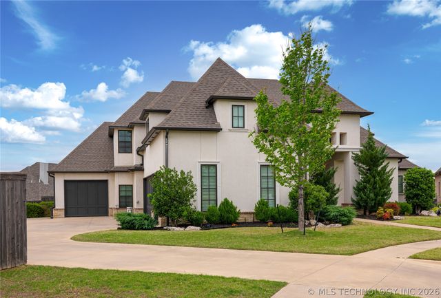 719 W 109th Place S, Jenks, OK 74037