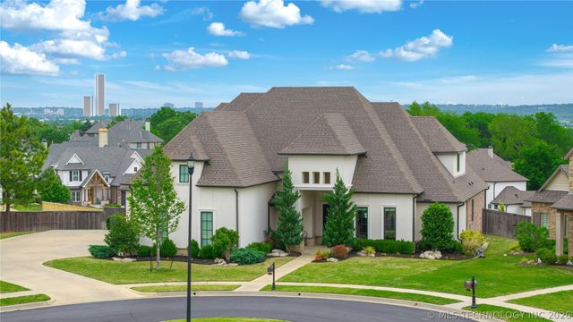 719 W 109th Place S, Jenks, OK 74037