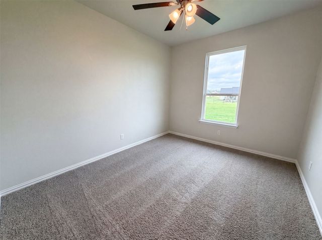 211 Spring Creek Circle, Paradise, TX 76073