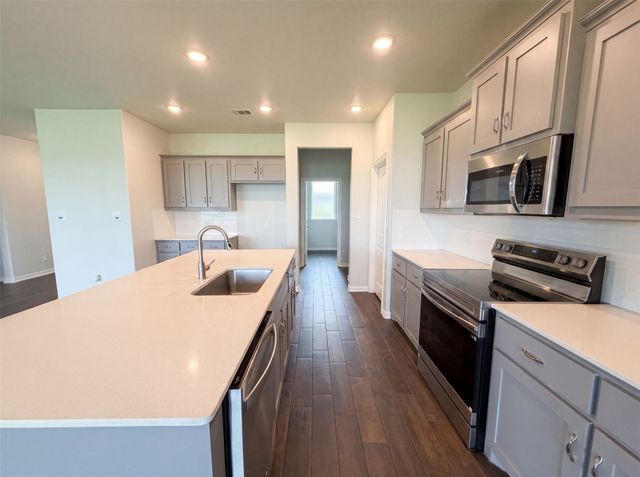 211 Spring Creek Circle, Paradise, TX 76073