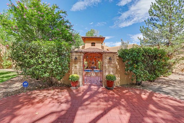 13 Camino De Las Brisas, Corrales, NM 87048