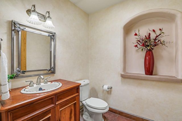 13 Camino De Las Brisas, Corrales, NM 87048