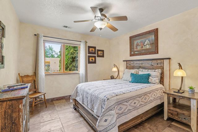 13 Camino De Las Brisas, Corrales, NM 87048