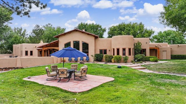 13 Camino De Las Brisas, Corrales, NM 87048
