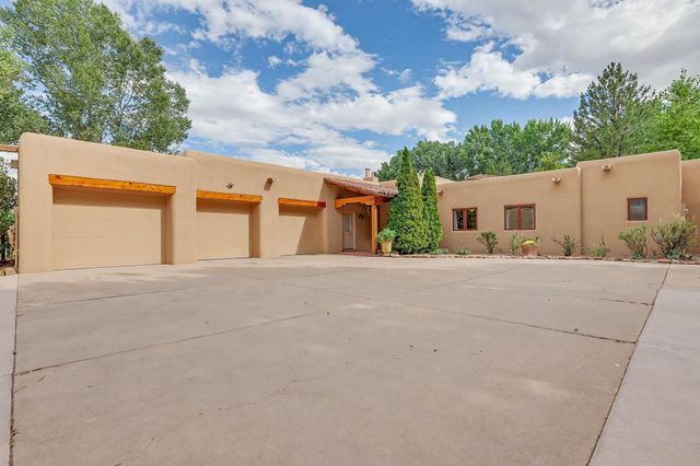 13 Camino De Las Brisas, Corrales, NM 87048