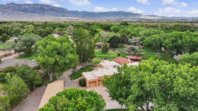 13 Camino De Las Brisas, Corrales, NM 87048