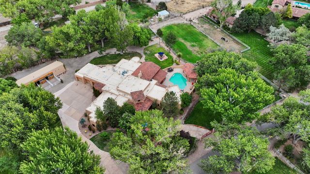 13 Camino De Las Brisas, Corrales, NM 87048
