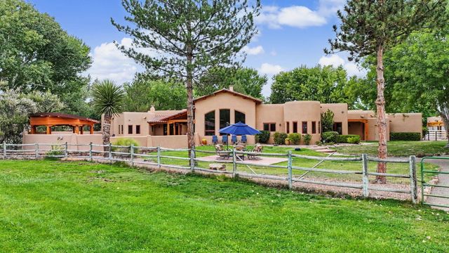 13 Camino De Las Brisas, Corrales, NM 87048